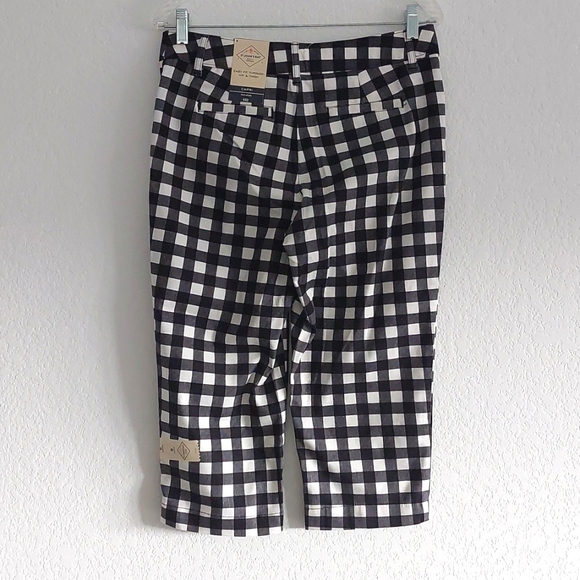 ST. JOHN'S BAY capri pants NWT - Picture 4 of 13